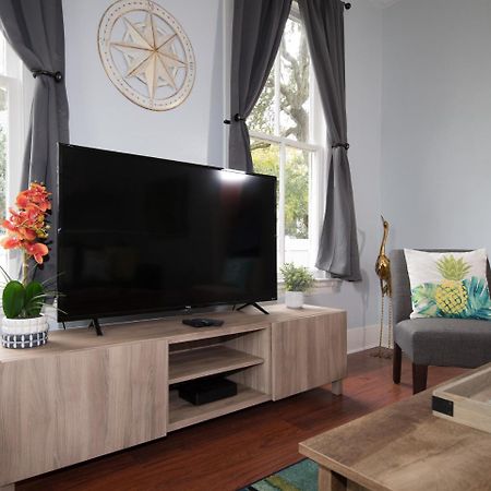 Beautiful Two-Story In Central Galveston, Short Walk To Beach, Near Downtown! | Seas The Breeze别墅 外观 照片