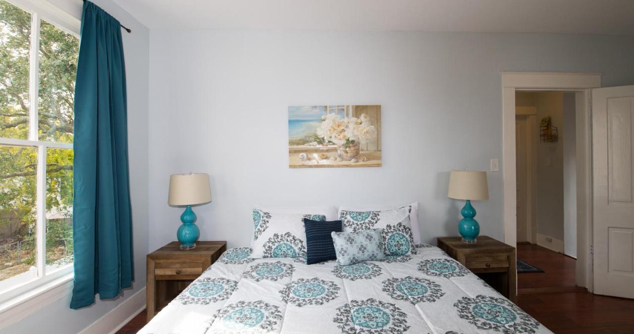 Beautiful Two-Story In Central Galveston, Short Walk To Beach, Near Downtown! | Seas The Breeze别墅 外观 照片