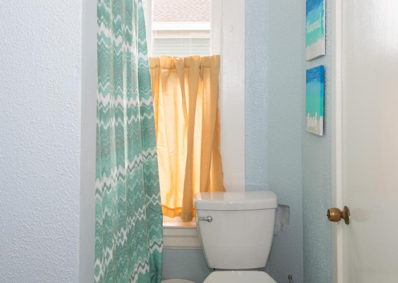 Beautiful Two-Story In Central Galveston, Short Walk To Beach, Near Downtown! | Seas The Breeze别墅 外观 照片